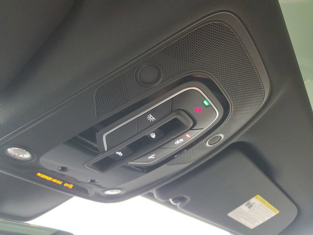 Used 2025 Audi Q7 3.0T Premium Plus image 33