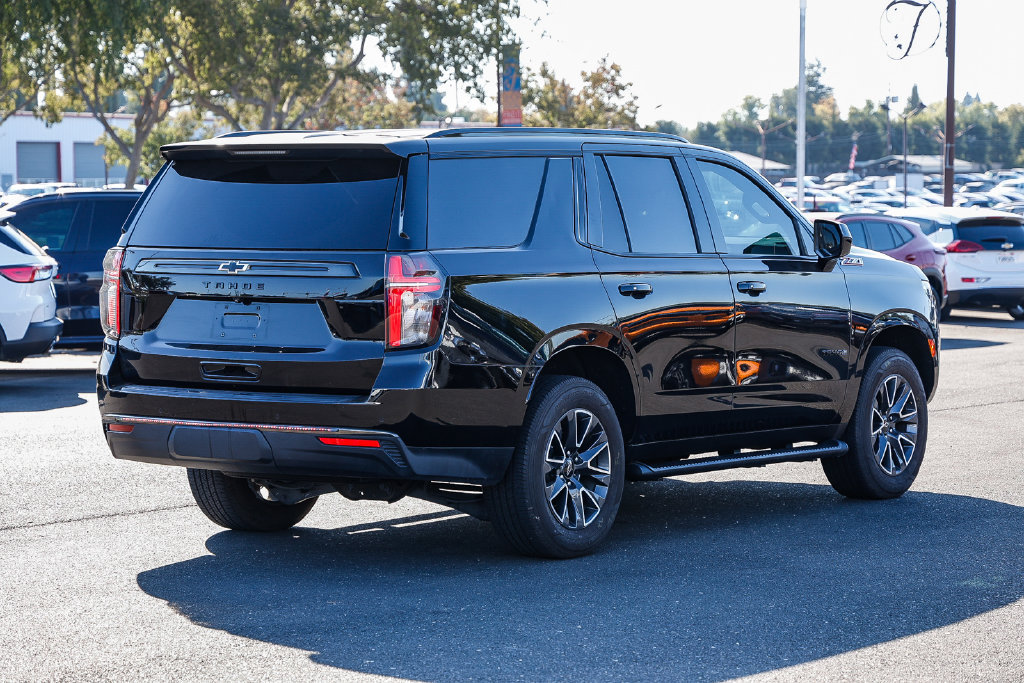 Used 2021 Chevrolet Tahoe Z71 w/ Rear Media and Nav Package AWD/4WD image 4
