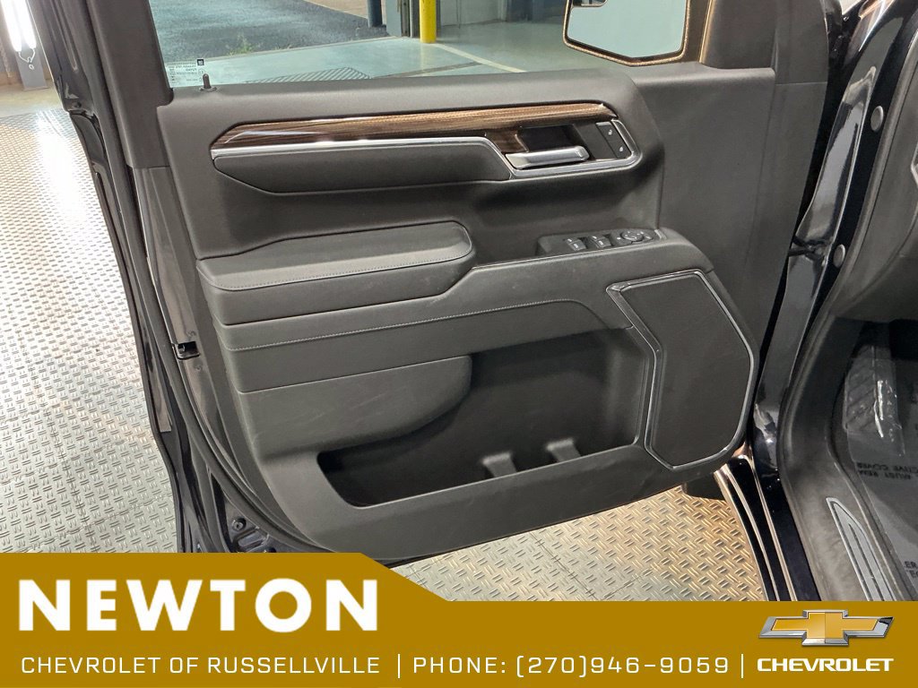 Used 2024 Chevrolet Silverado 1500 RST RWD image 43