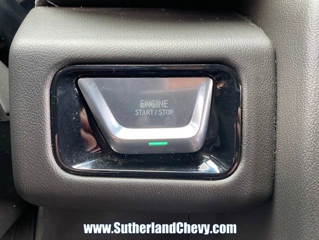 Used 2025 GMC Yukon Denali AWD/4WD image 29