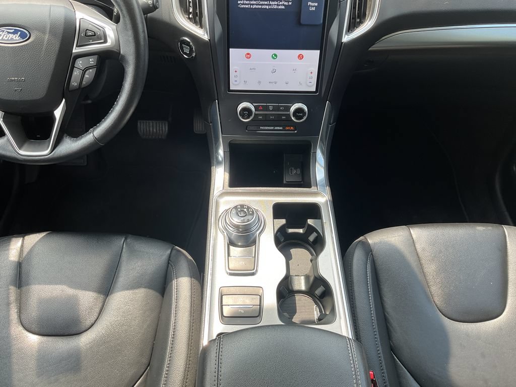 Used 2022 Ford Edge Titanium AWD/4WD image 14