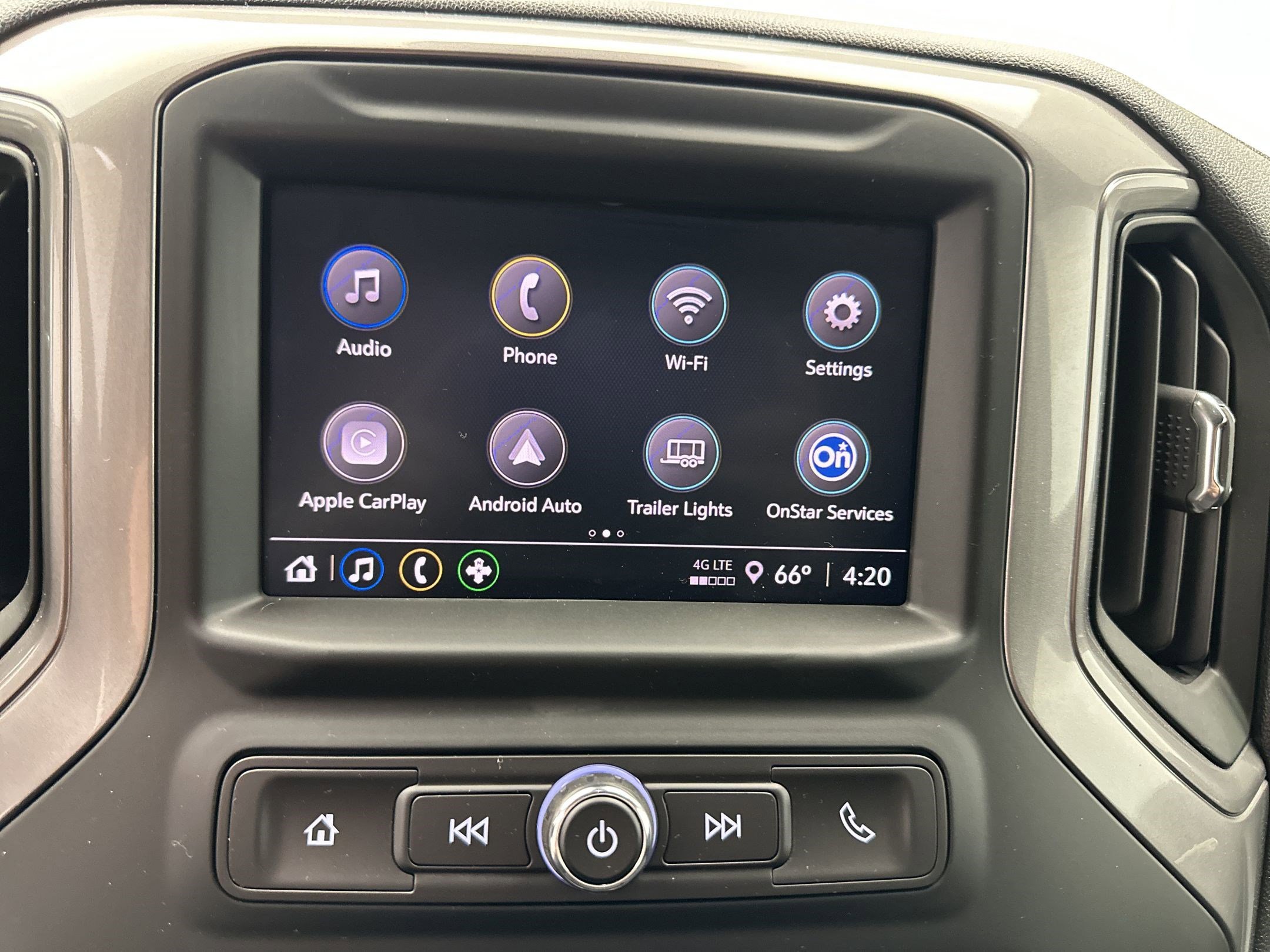 Certified 2025 Chevrolet Silverado 1500 Custom Trail Boss w/ Turbomax Blackout Package AWD/4WD image 22