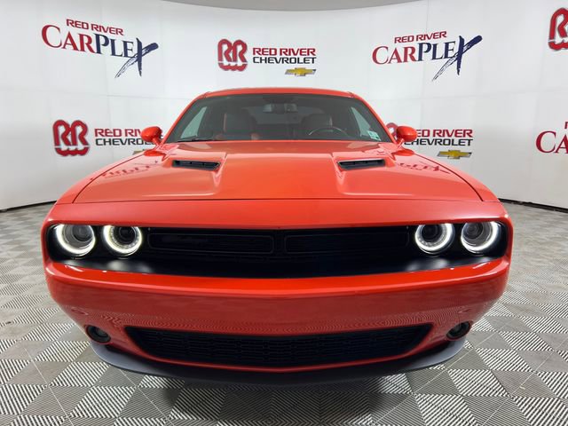 Used 2023 Dodge Challenger SXT w/ Blacktop Package image 2