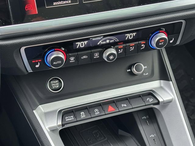 Certified 2025 Audi Q3 2.0T Premium w/ Convenience Package image 32