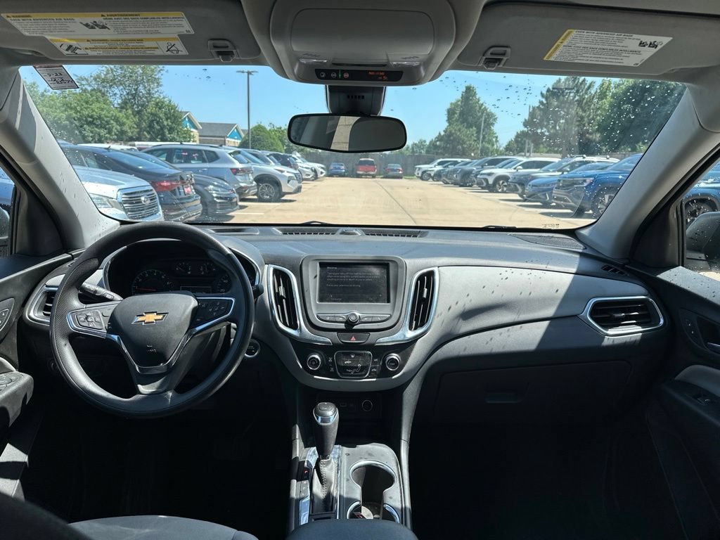 Used 2021 Chevrolet Equinox LS w/ LS Convenience Package FWD image 17