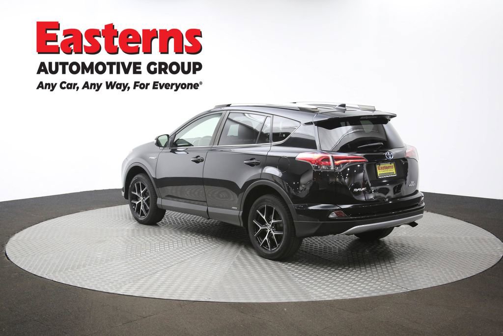 Used 2018 Toyota RAV4 SE image 51