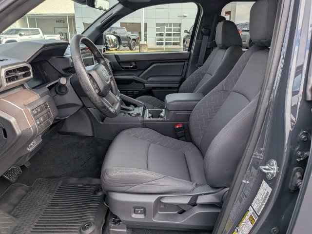Certified 2024 Toyota Tacoma SR5 AWD/4WD image 8
