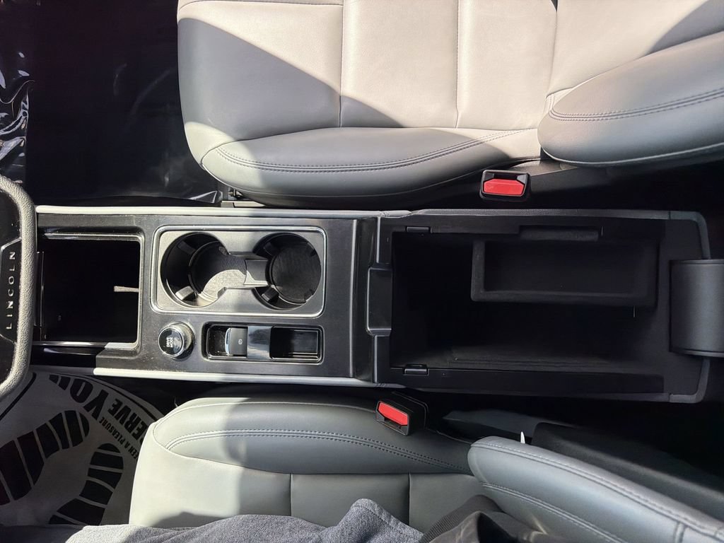 Used 2021 Lincoln Corsair AWD image 24
