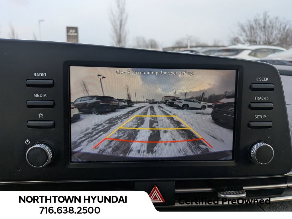 Certified 2023 Hyundai Elantra SE image 19