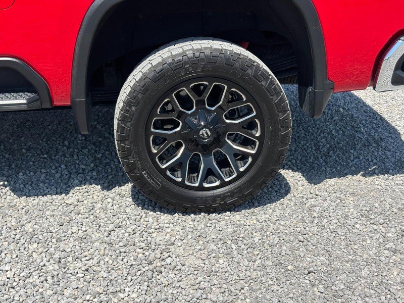 Used 2024 Chevrolet Silverado 2500 LT AWD/4WD image 11