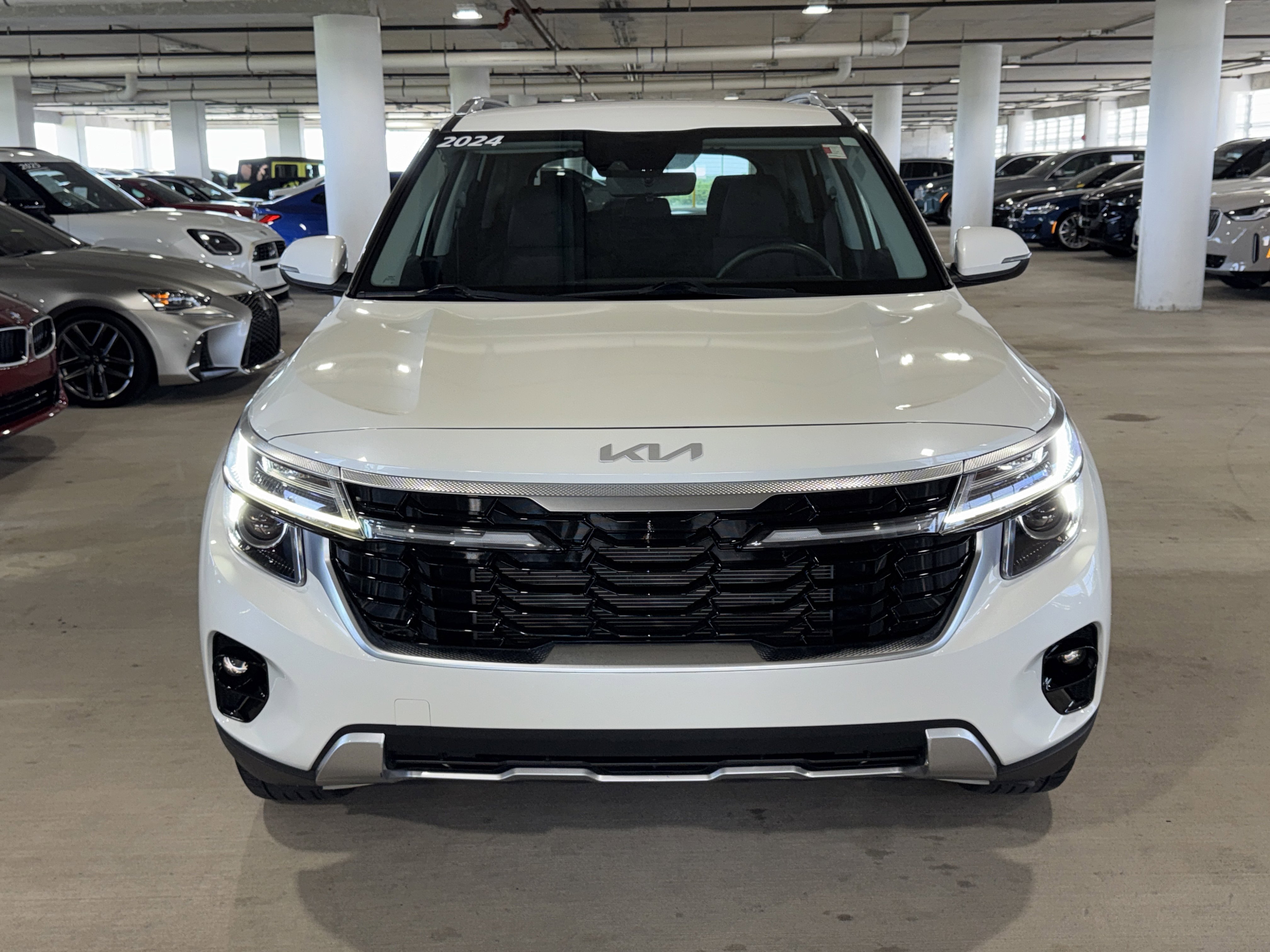 Used 2024 Kia Seltos S image 3