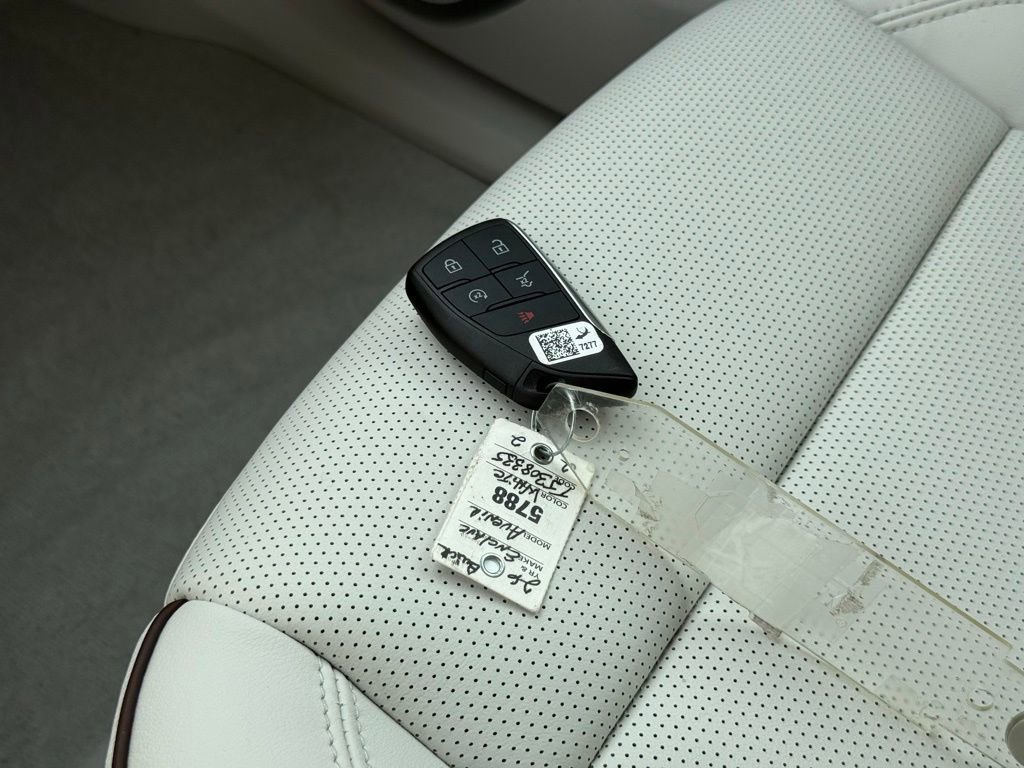 New 2026 Buick Enclave Avenir w/ Super Cruise Package FWD image 35