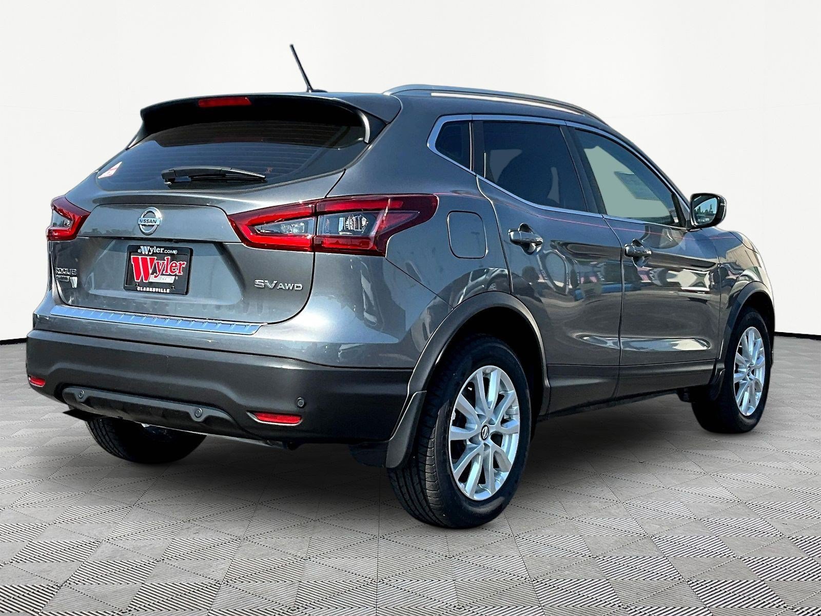 Used 2021 Nissan Rogue Sport SV AWD/4WD image 6