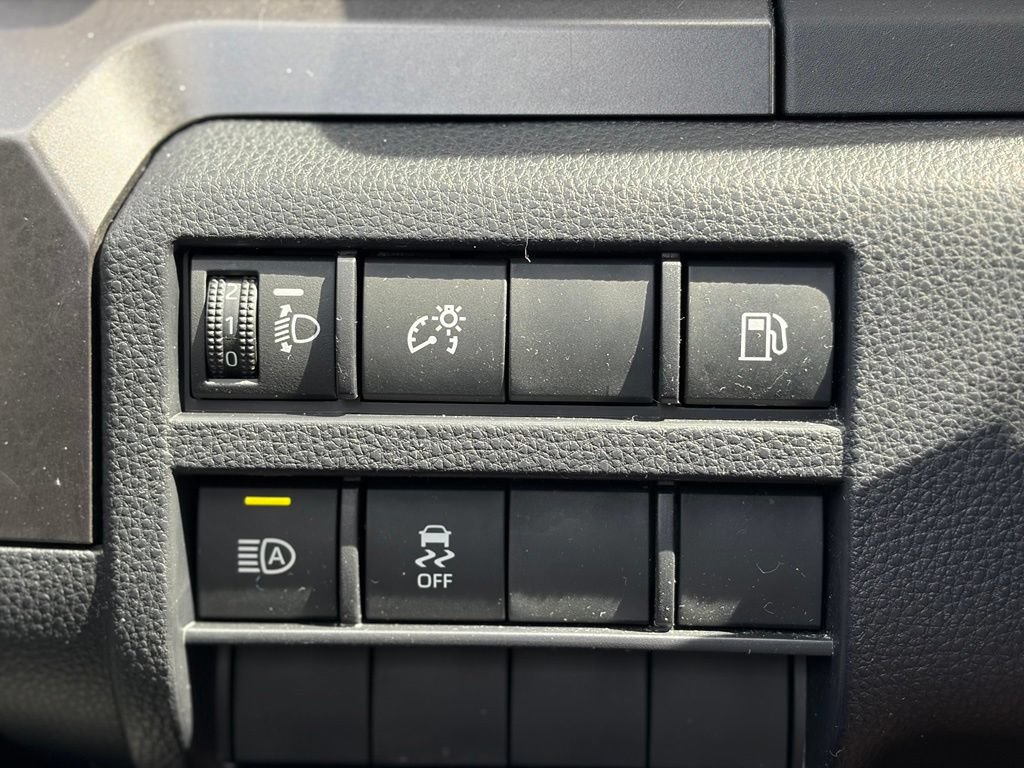 Used 2025 Toyota 4Runner SR5 AWD/4WD image 29