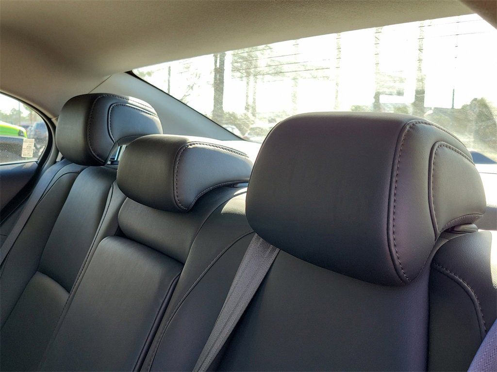 Used 2024 MAZDA MAZDA3 s image 15