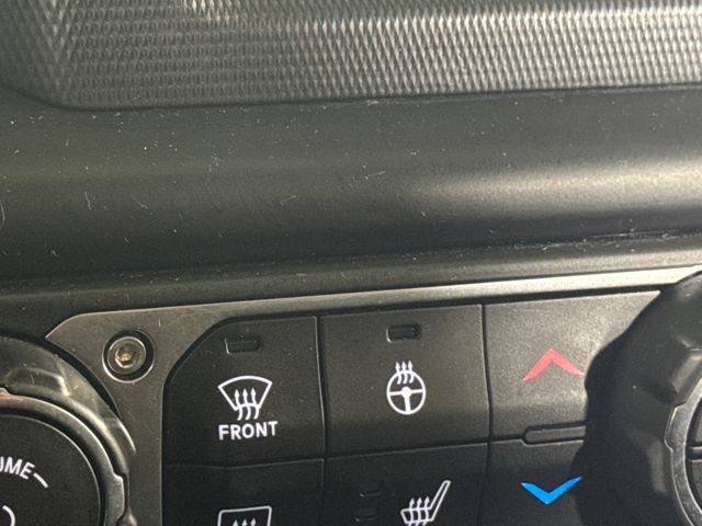 Used 2021 Jeep Gladiator Sport image 38