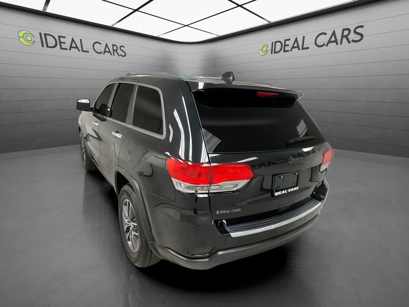 Used 2018 Jeep Grand Cherokee Limited RWD image 7