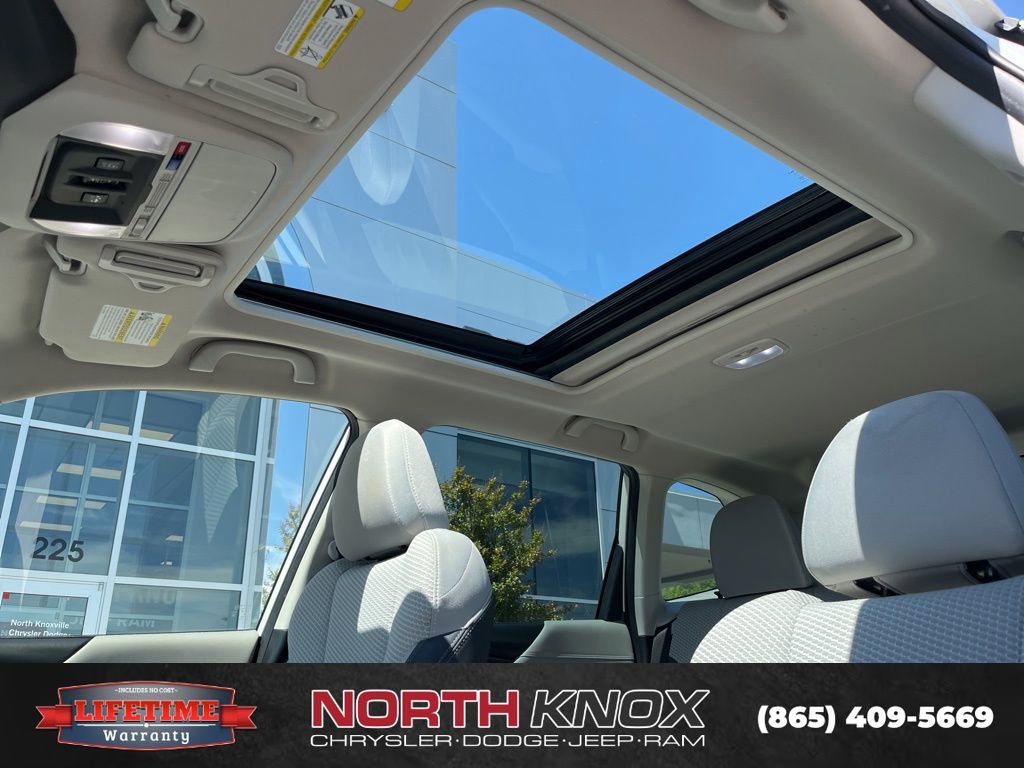 Used 2023 Subaru Forester Premium AWD/4WD image 12
