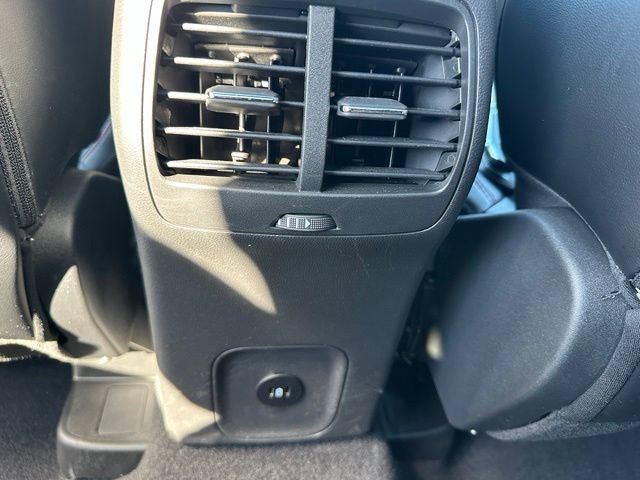 Used 2024 Ford Escape ST-Line w/ Tech Pack #1 AWD/4WD image 18