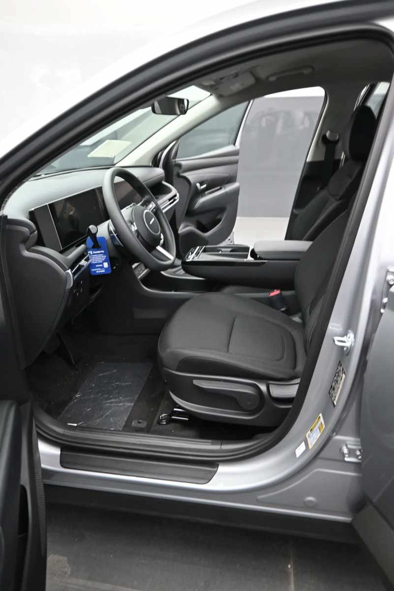 New 2026 Hyundai Tucson Blue SE AWD/4WD image 16
