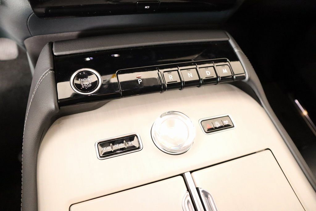 New 2025 Lincoln Navigator Reserve w/ Jet Appearance Package image 8