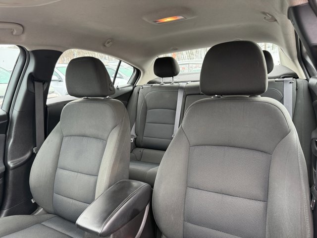 Used 2016 Chevrolet Cruze LT w/ Convenience Package image 31