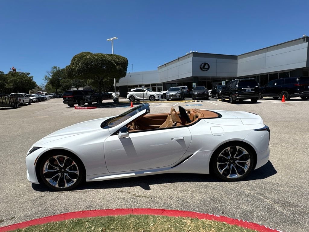 Used 2023 Lexus LC 500 Convertible RWD image 2