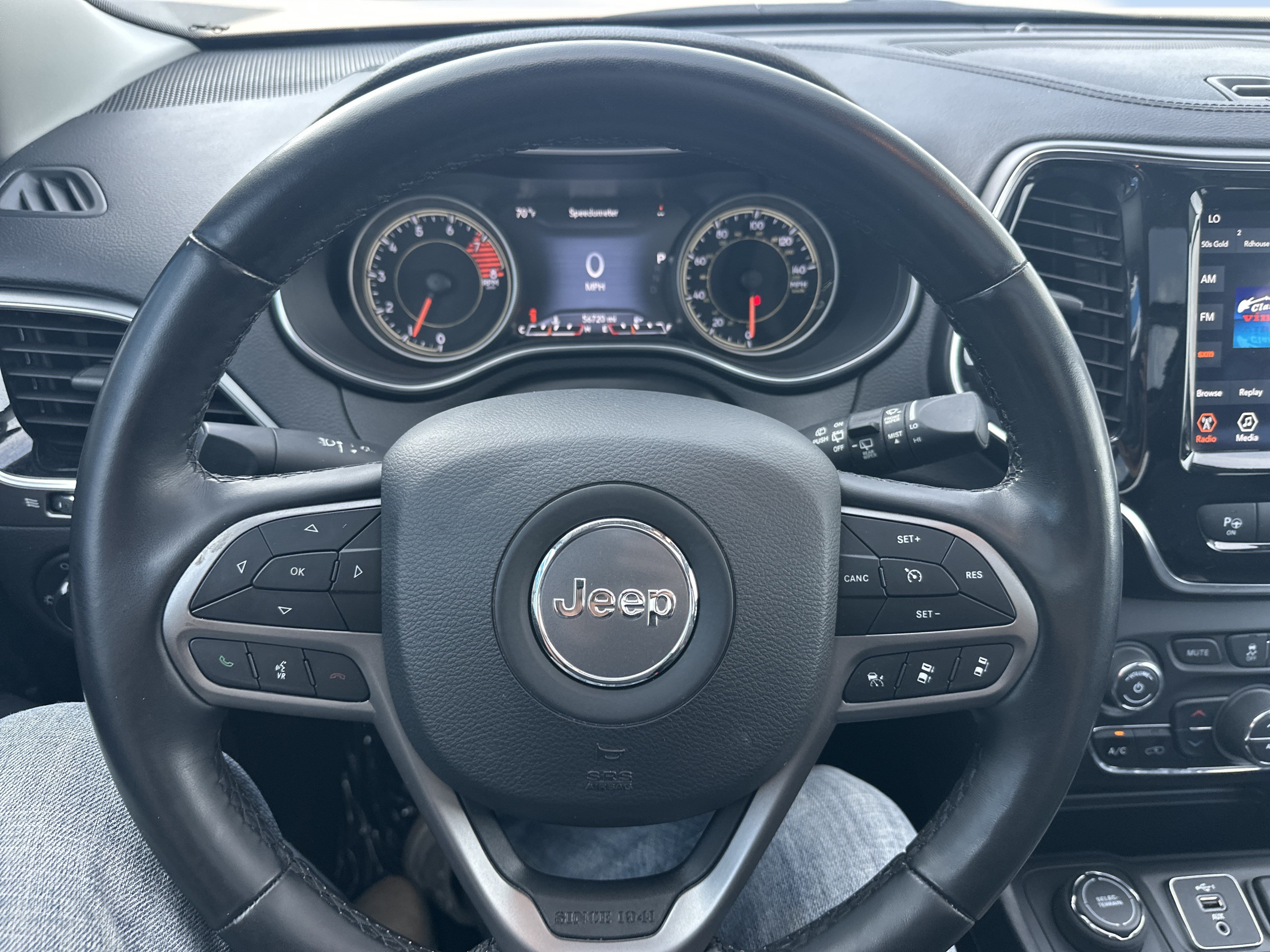 Used 2021 Jeep Cherokee Limited AWD/4WD image 13