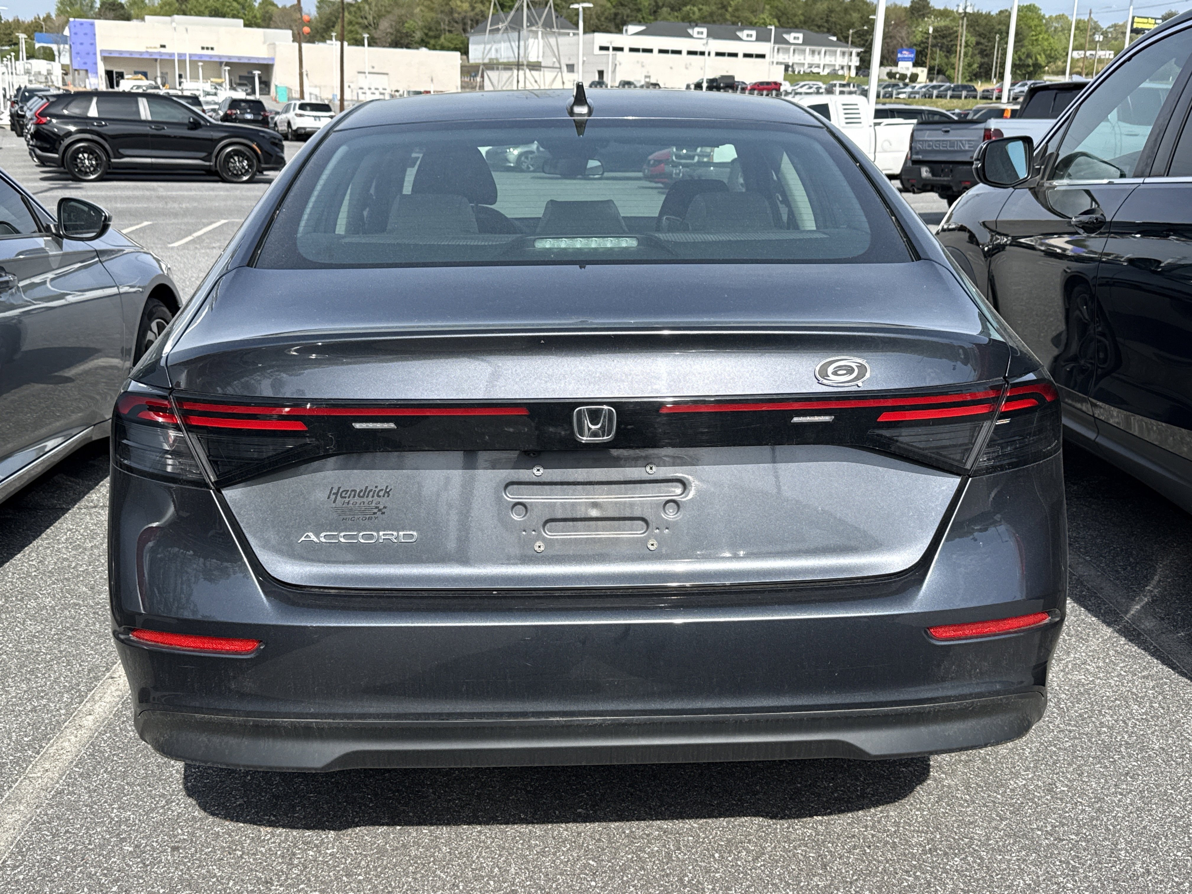 Used 2023 Honda Accord EX image 9