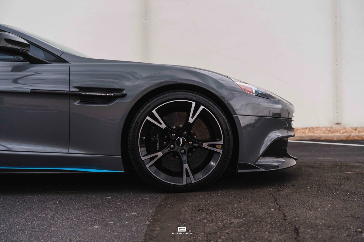 Used 2018 Aston Martin Vanquish S image 8