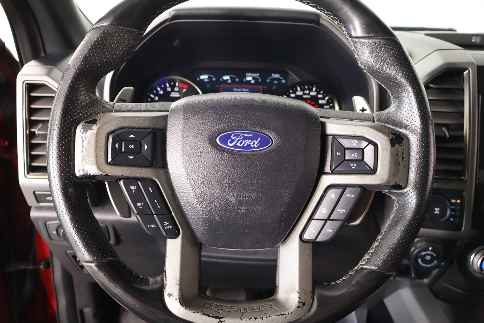 Used 2020 Ford F150 Raptor w/ Equipment Group 802A Luxury AWD/4WD image 3