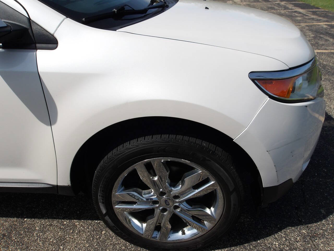 Used 2012 Ford Edge SEL FWD image 29