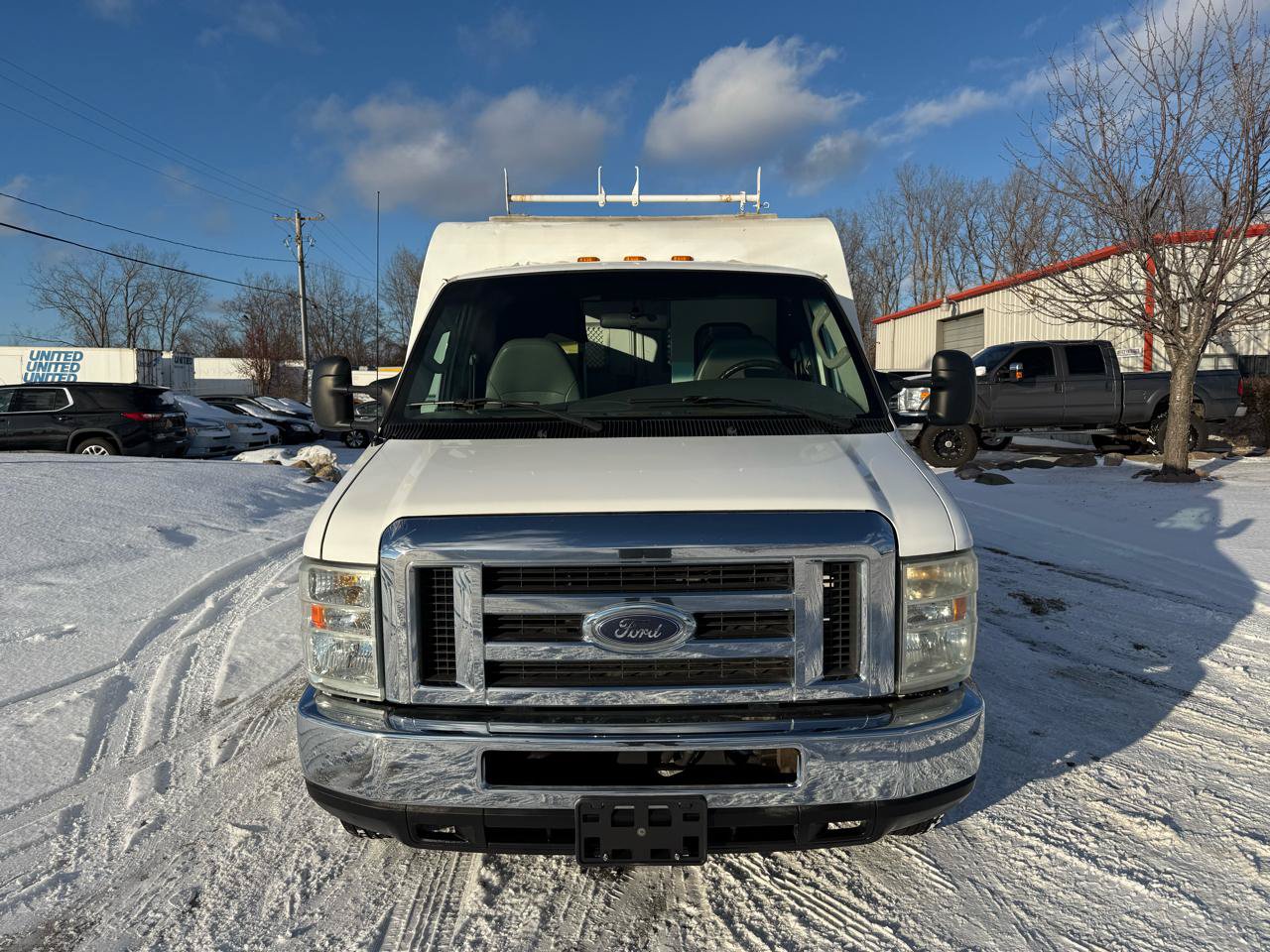 Used 2008 Ford E-350 and Econoline 350 Super Duty RWD image 2
