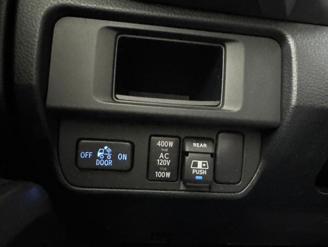 Used 2017 Toyota Tacoma TRD Pro AWD/4WD image 18