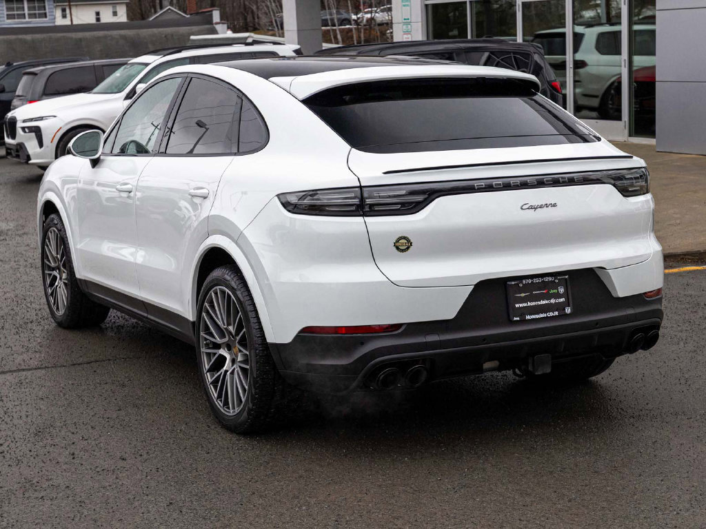 Used 2023 Porsche Cayenne Platinum Edition AWD/4WD image 6
