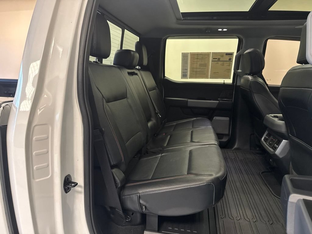 Used 2023 Ford F350 Lariat w/ Lariat Ultimate Package AWD/4WD image 23