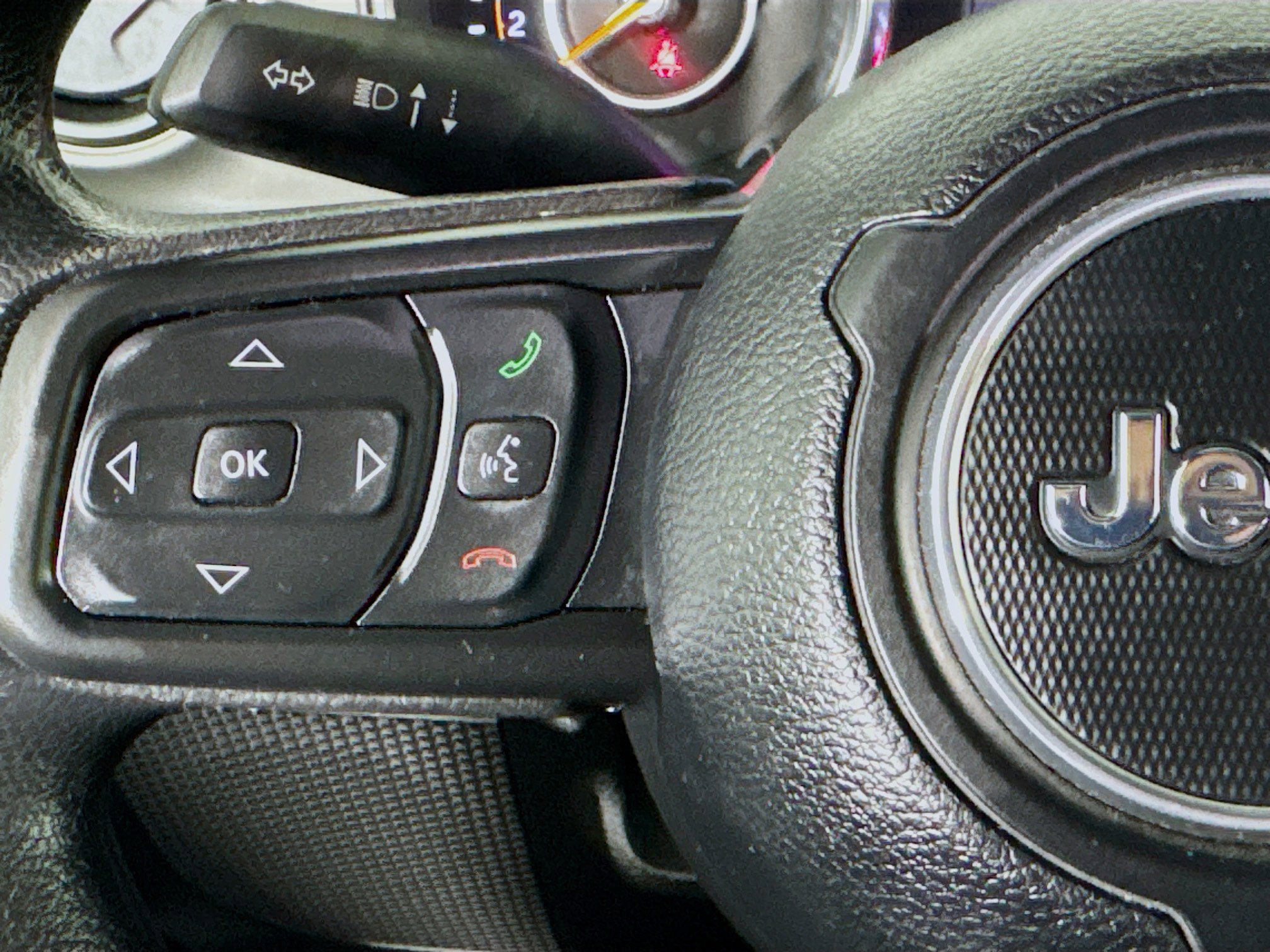 Used 2022 Jeep Wrangler Sport image 13