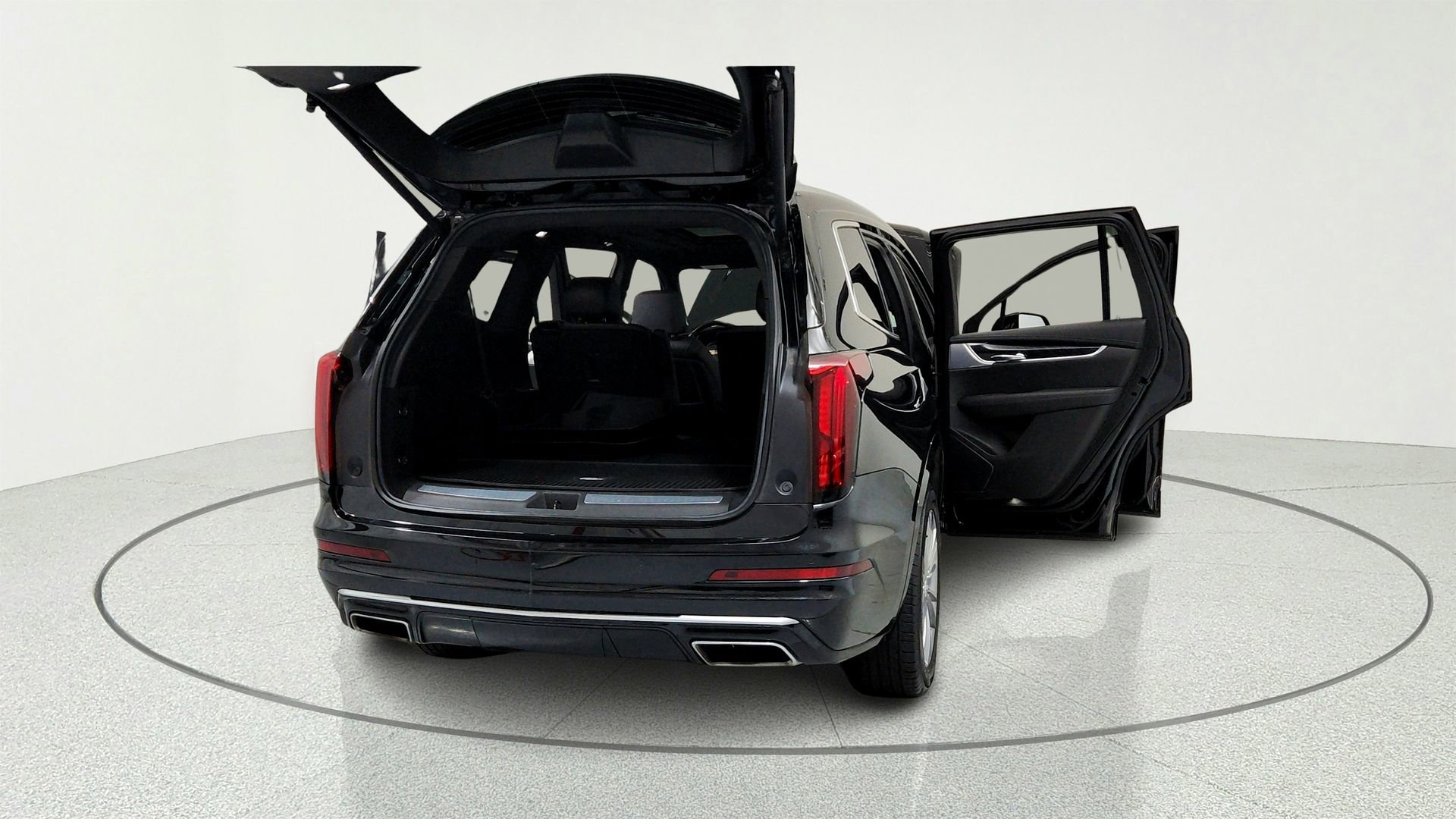 Certified 2023 Cadillac XT6 Premium Luxury w/ LPO, Floor Liner Package AWD/4WD image 12
