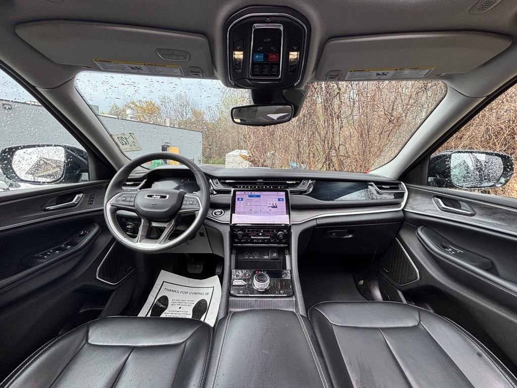 Used 2024 Jeep Grand Cherokee Limited 4xe image 8