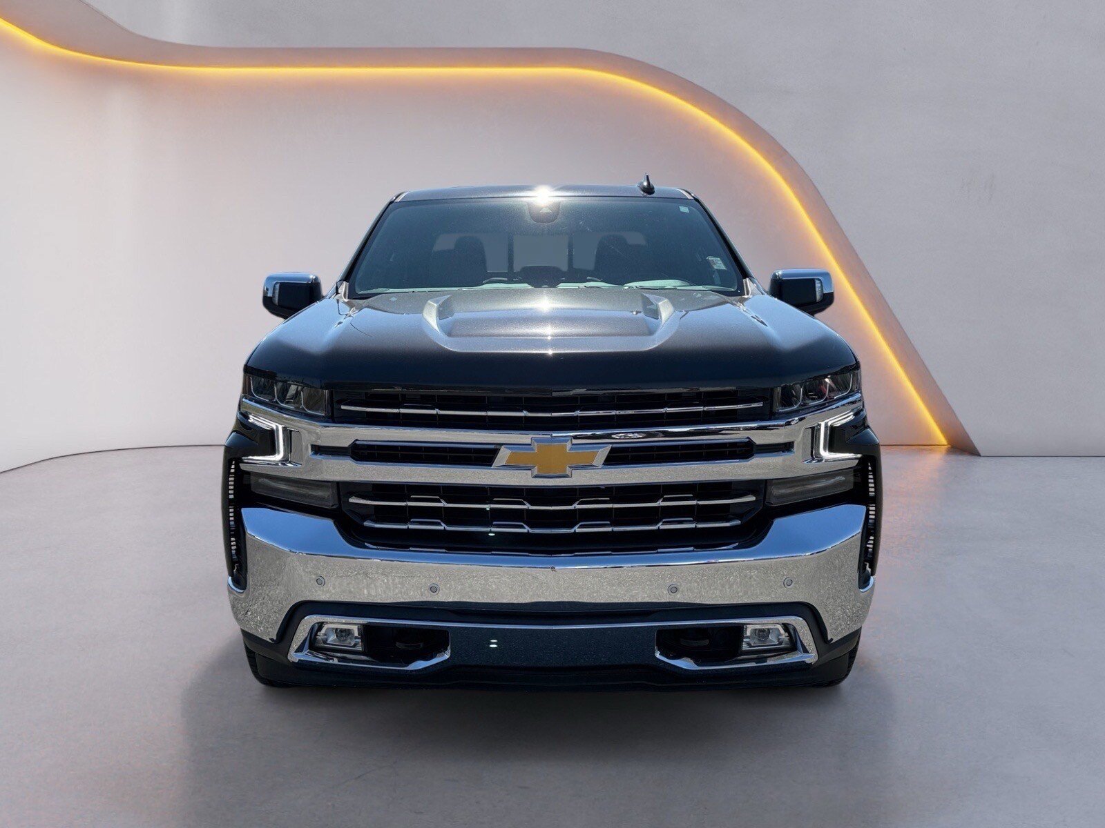 Used 2021 Chevrolet Silverado 1500 LTZ w/ LTZ Premium Package AWD/4WD image 8