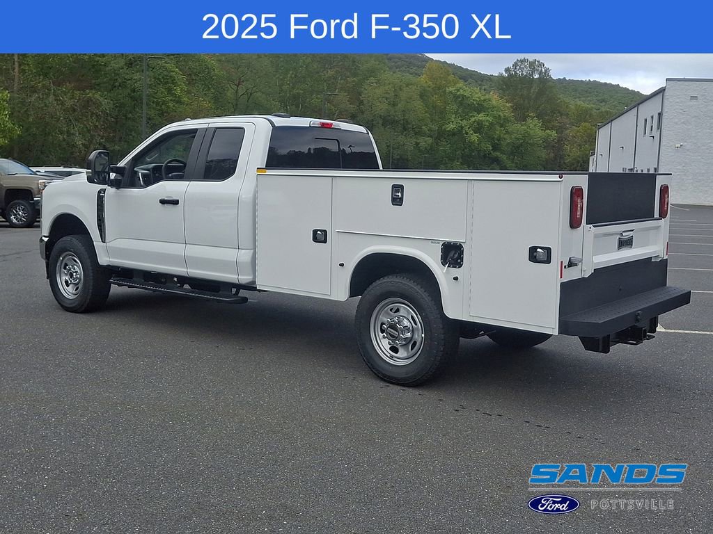 New 2025 Ford F350 XL w/ XL Chrome Package image 4