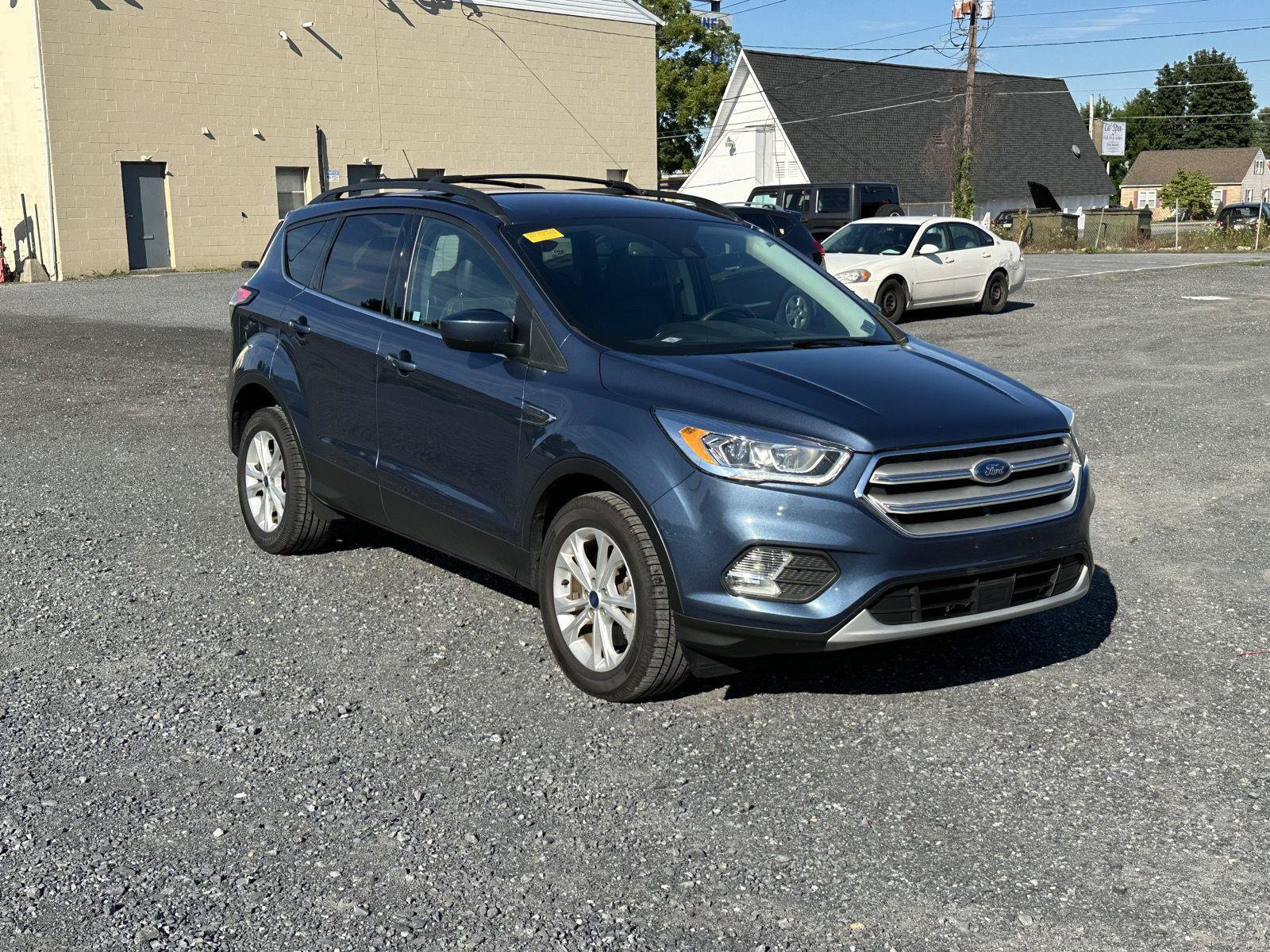 Used 2018 Ford Escape SEL w/ Ford Safe & Smart Package AWD/4WD image 2