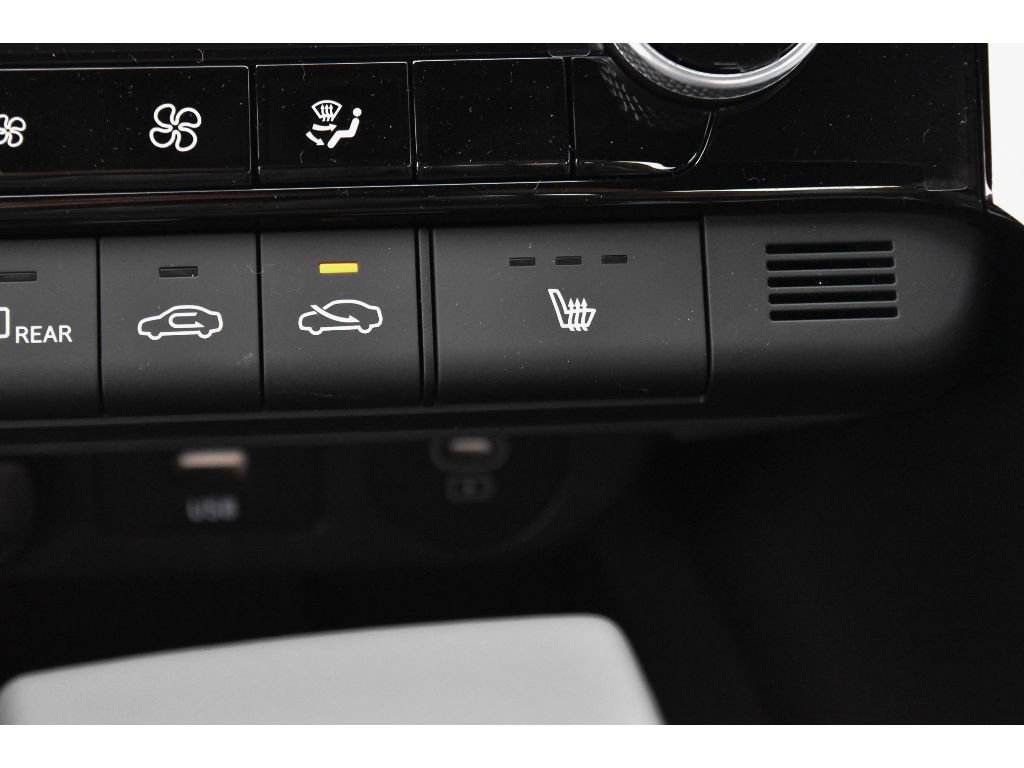 New 2025 Hyundai Elantra SEL image 24