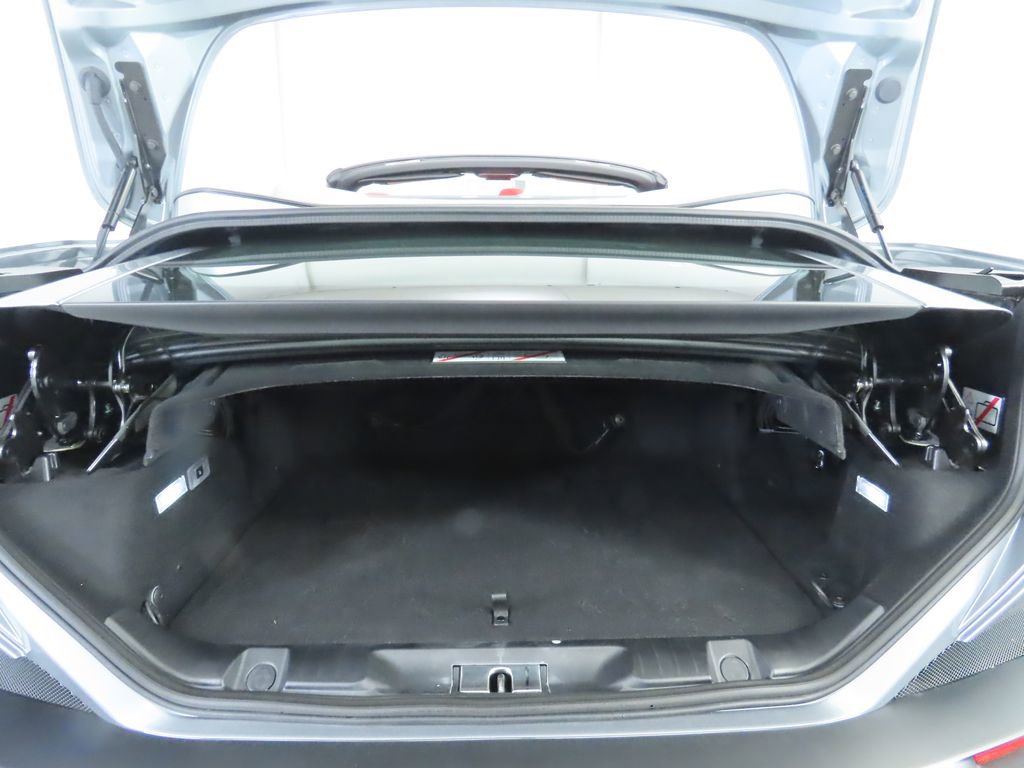 Used 2019 Ferrari Portofino image 34