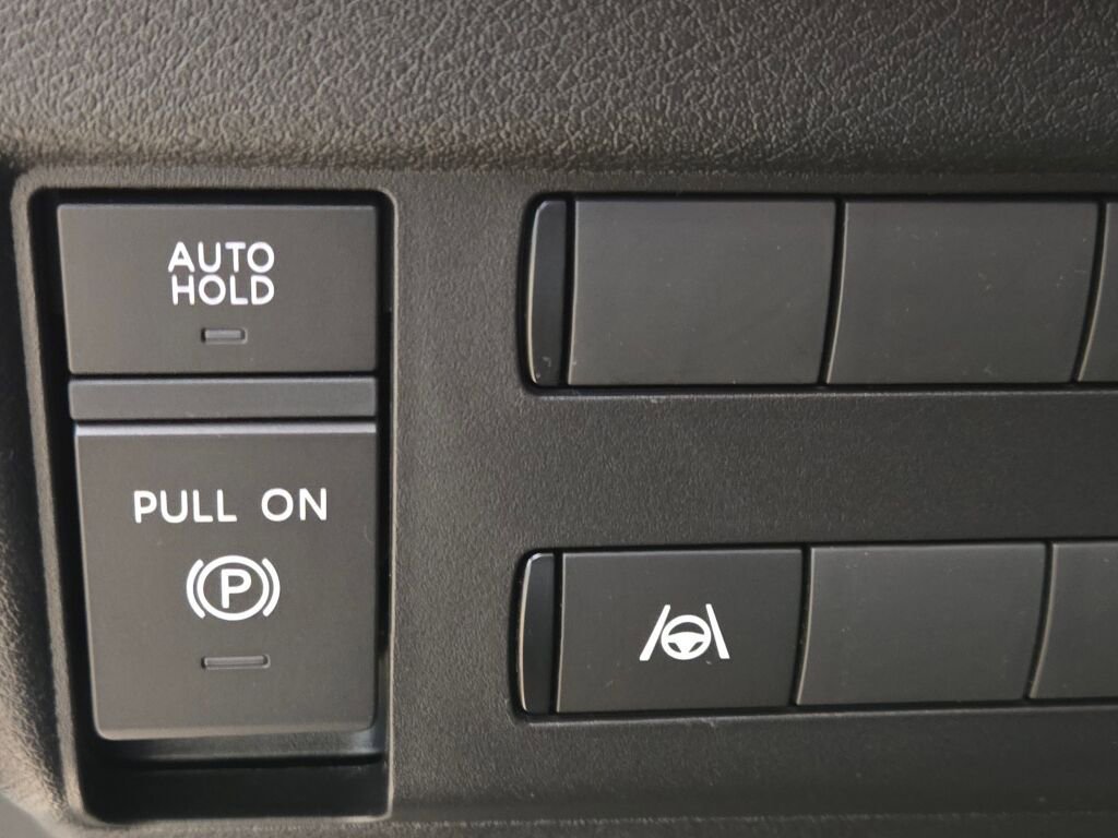 New 2026 Nissan Leaf SV+ w/ Floor Mat Package (SV+) image 25