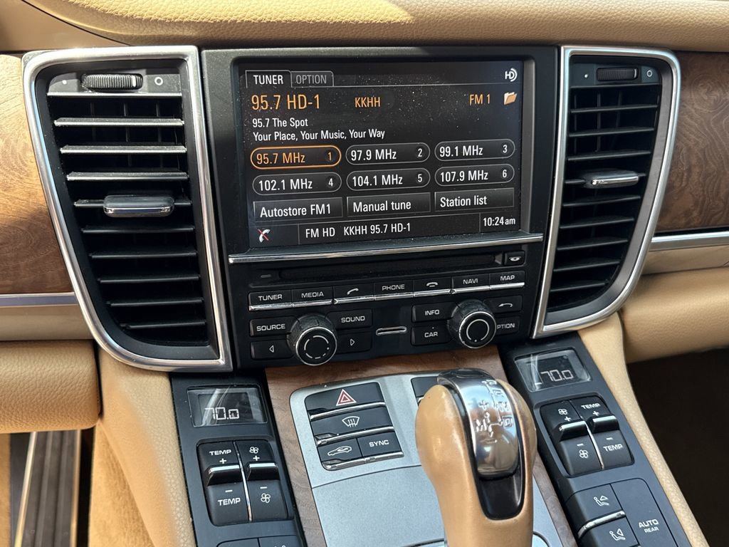 Used 2014 Porsche Panamera S RWD image 20