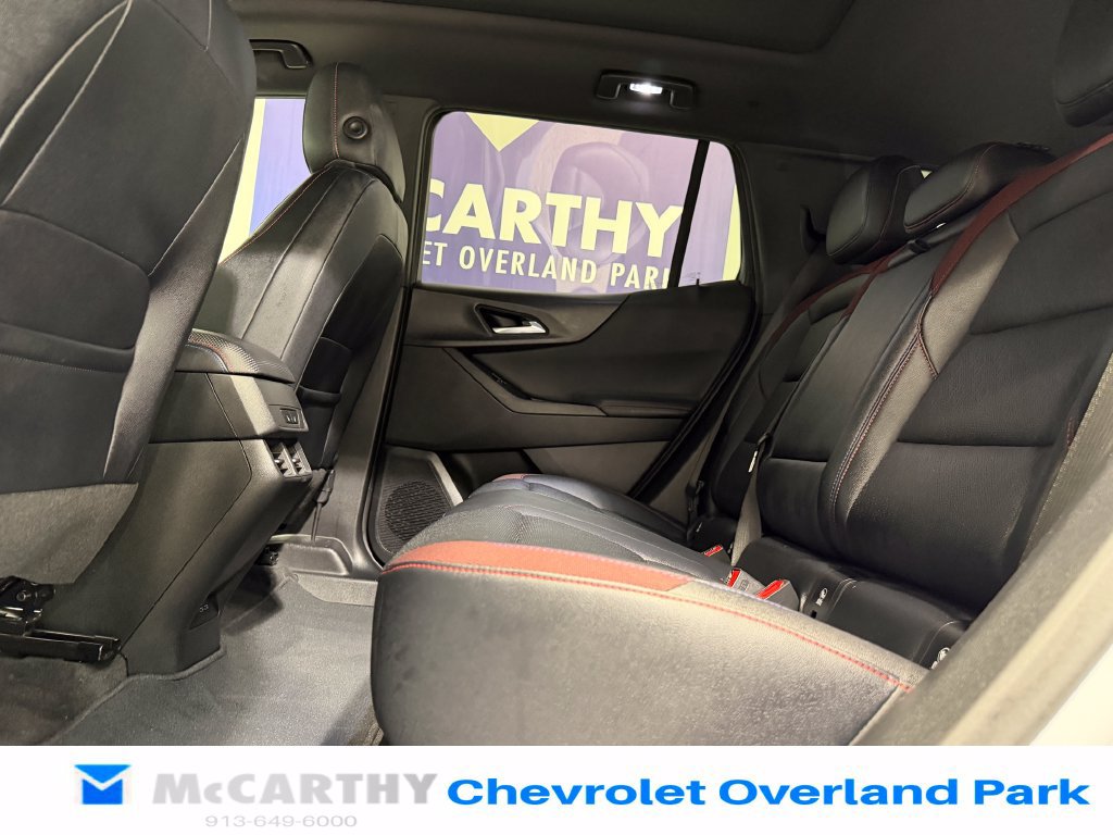 Used 2025 Chevrolet Equinox RS w/ Safety and Technology Package AWD/4WD image 25