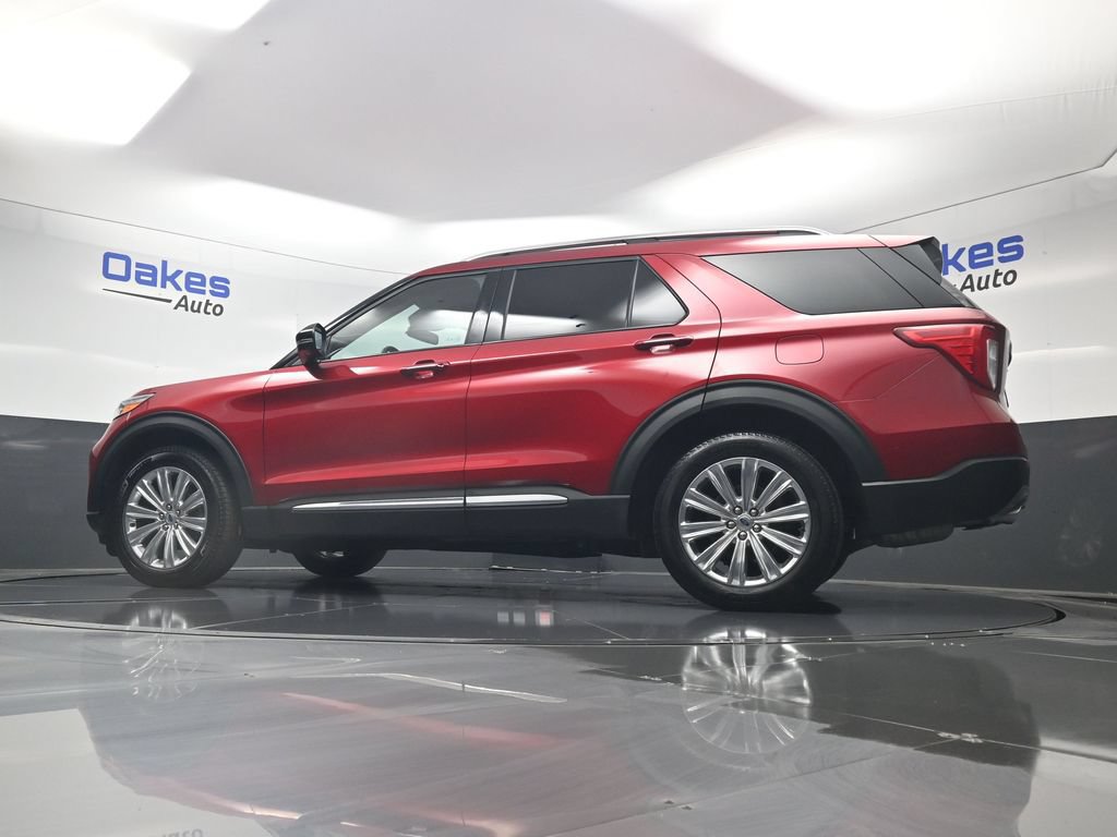 Used 2024 Ford Explorer Limited w/ Equipment Group 301A AWD/4WD image 45