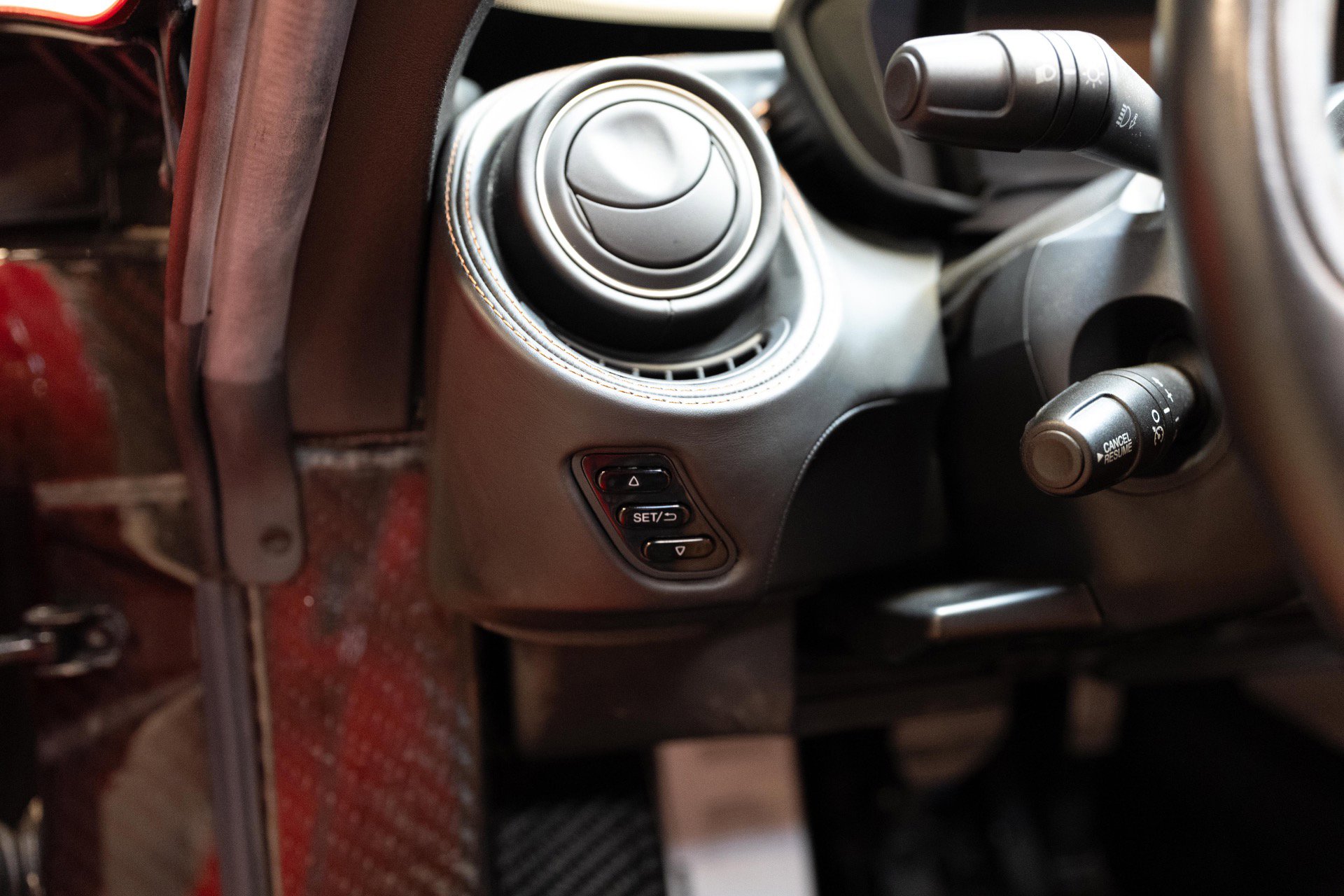 Used 2018 Alfa Romeo 4C Spider w/ Convenience Group - Spider image 77