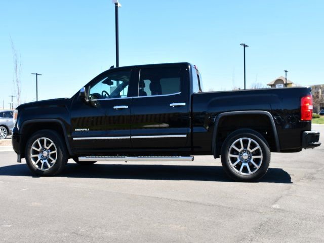Used 2015 GMC Sierra 1500 Denali w/ Driver Alert Package image 4